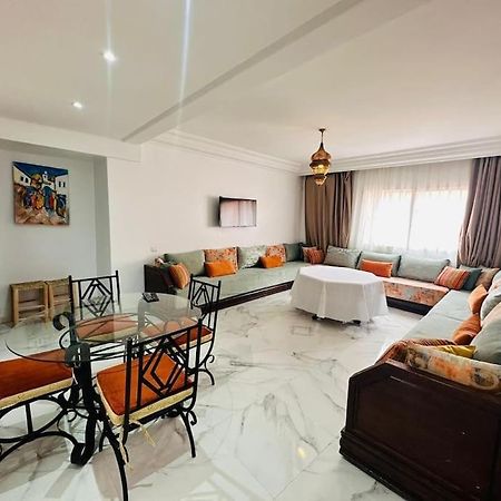 Charmant Appartement Avec Piscine 2Chambres Au Coeur De Gueliz Marrákes Kültér fotó