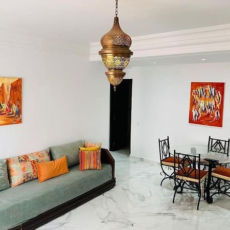 Charmant Appartement Avec Piscine 2Chambres Au Coeur De Gueliz Marrákes Kültér fotó