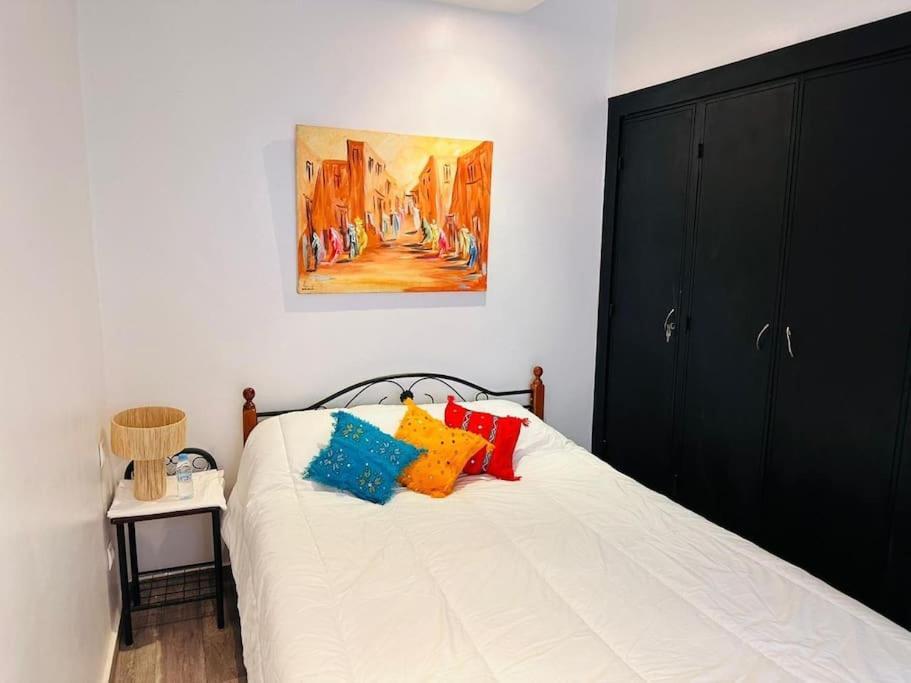 Charmant Appartement Avec Piscine 2Chambres Au Coeur De Gueliz Marrákes Kültér fotó